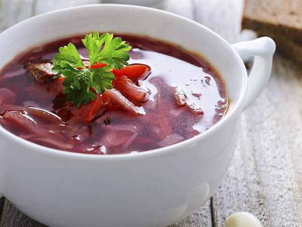 What To Eat With Borscht?