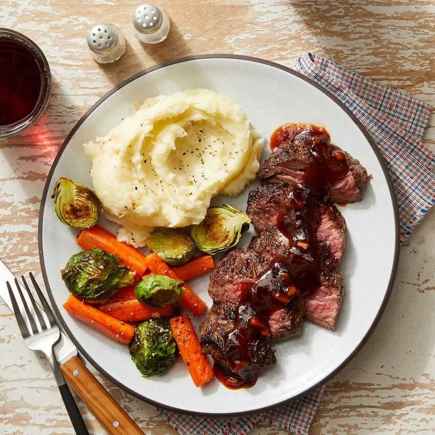 meat that goes well with mashed potatoes