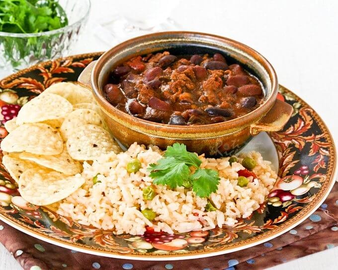 what to serve with chilli con carne and rice